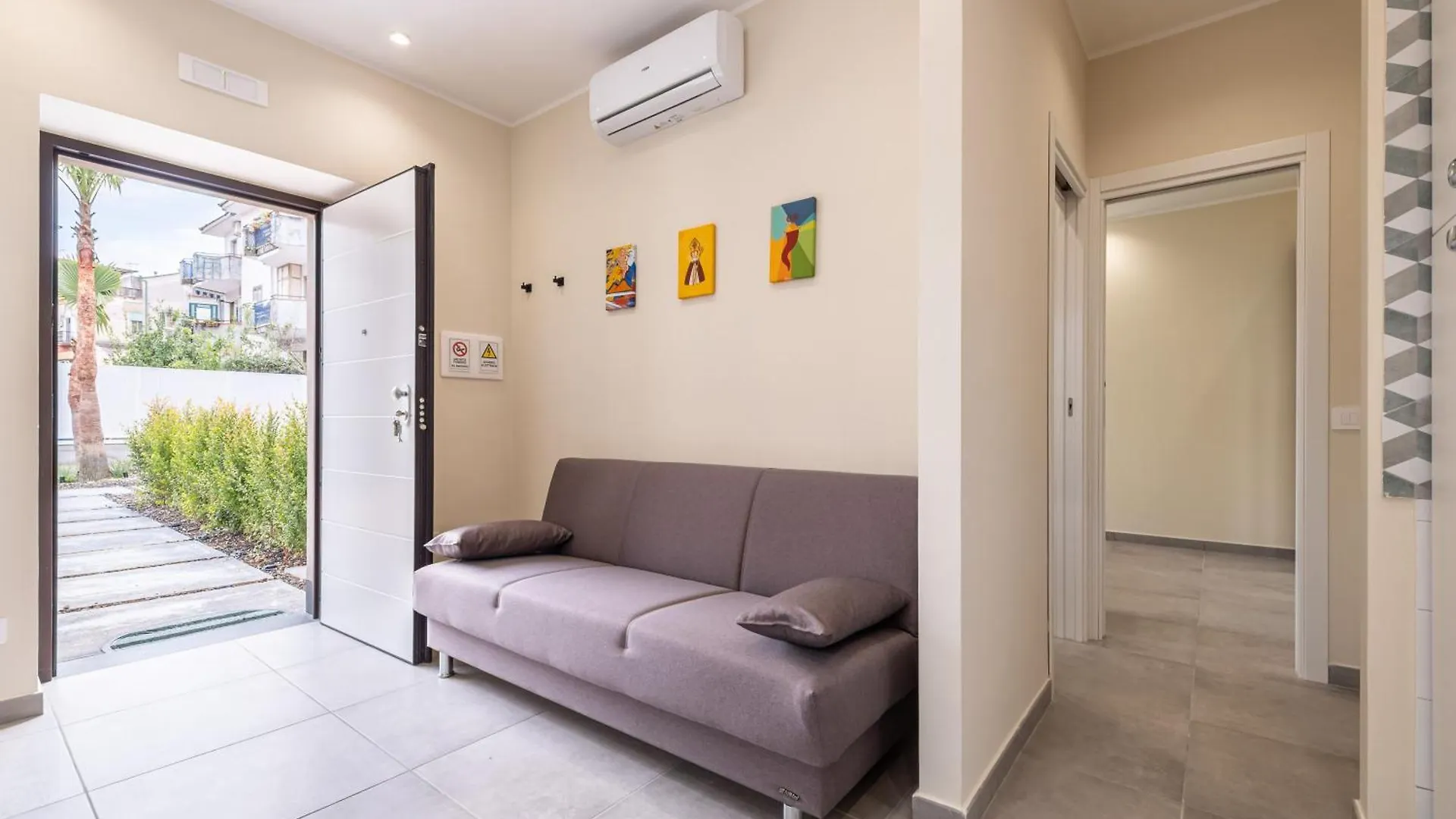 Location 99 Apartment Cercola Italy