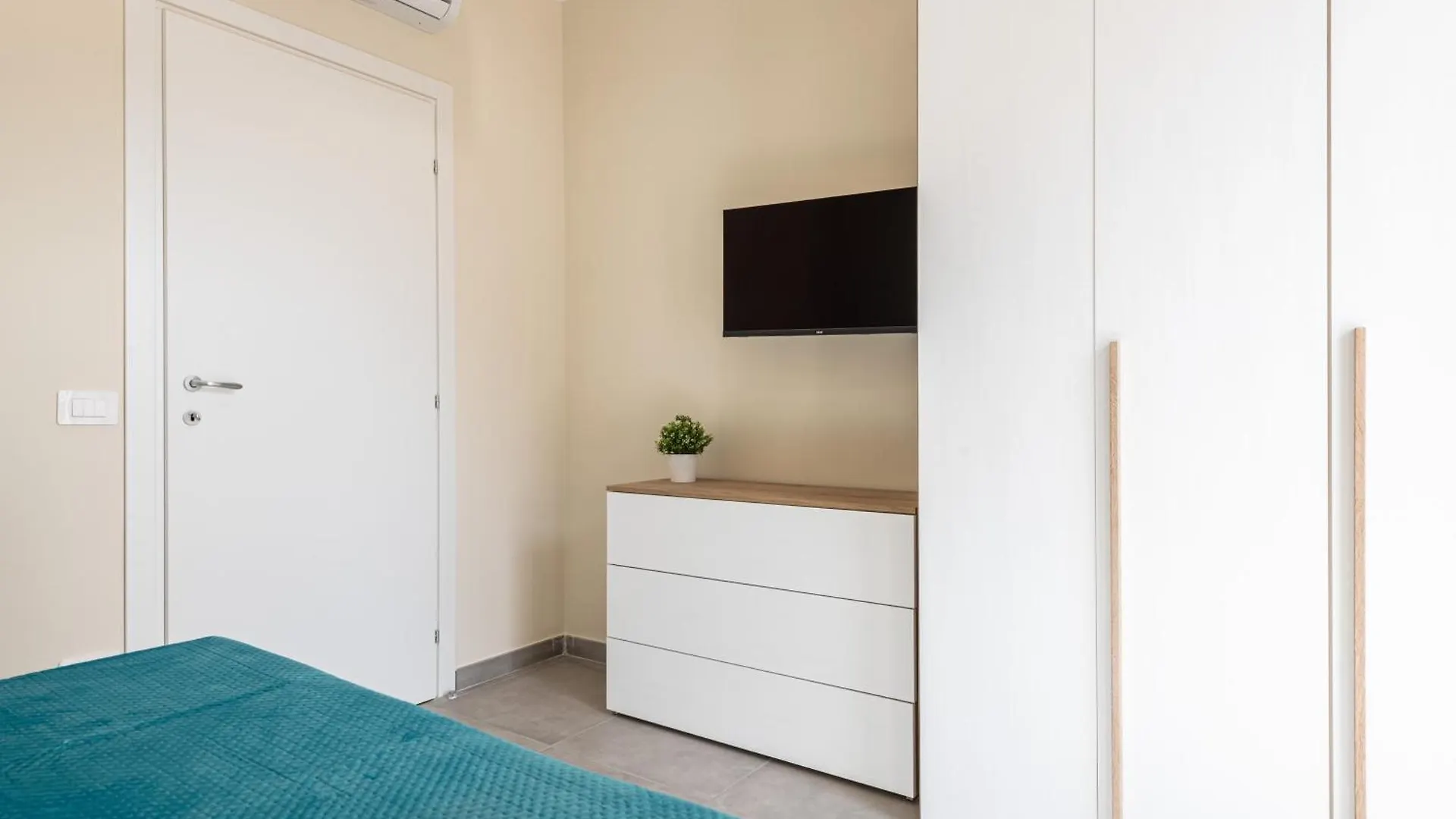 Location 99 Apartment Cercola
