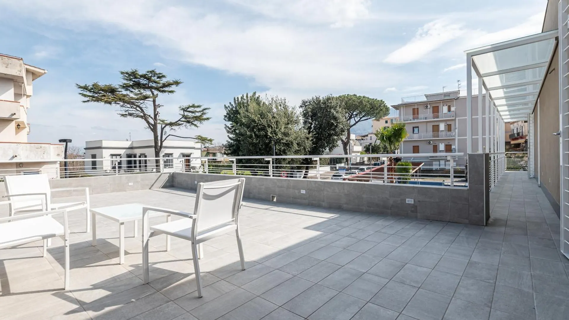 Location 99 Apartment Cercola