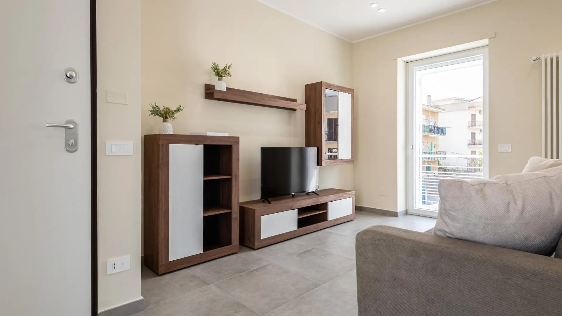 Location 99 Apartment Cercola