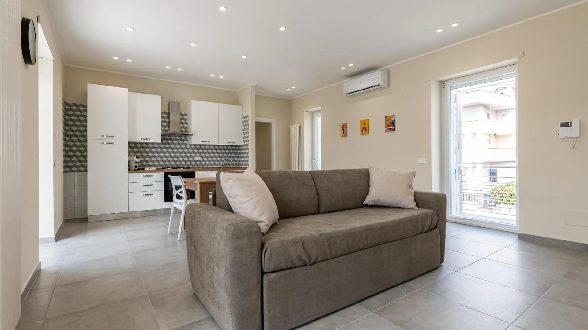 Location 99 Apartment Cercola