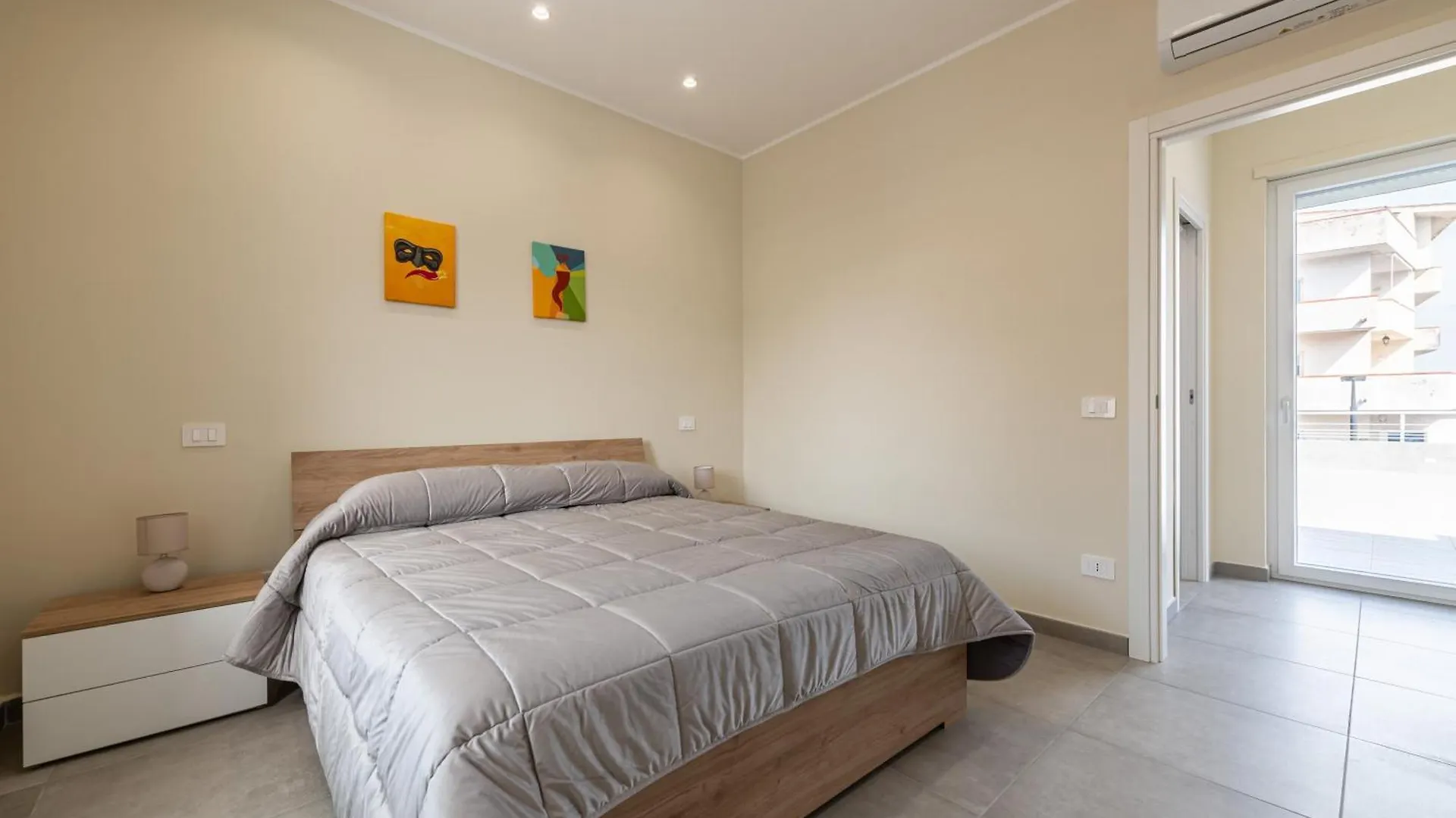 Location 99 Apartment Cercola 0*,