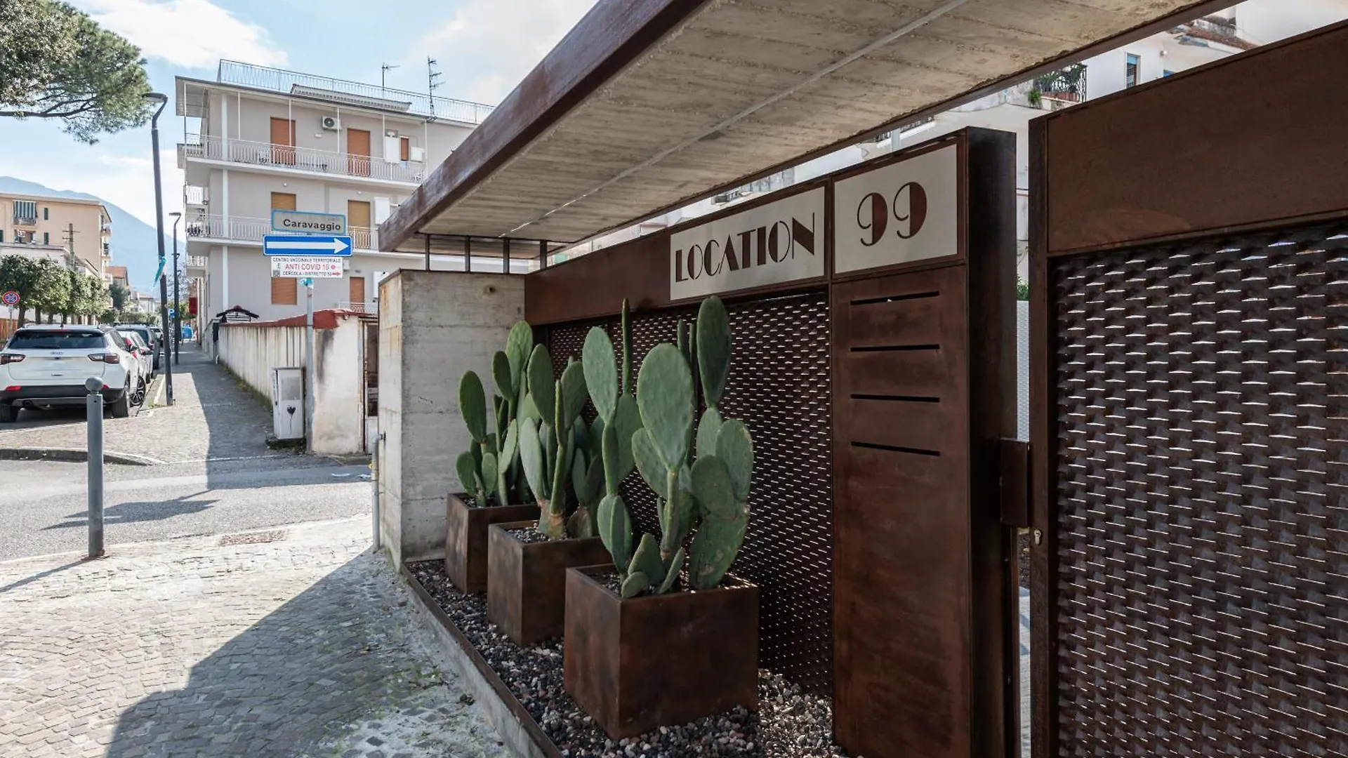 Location 99 Apartment Cercola