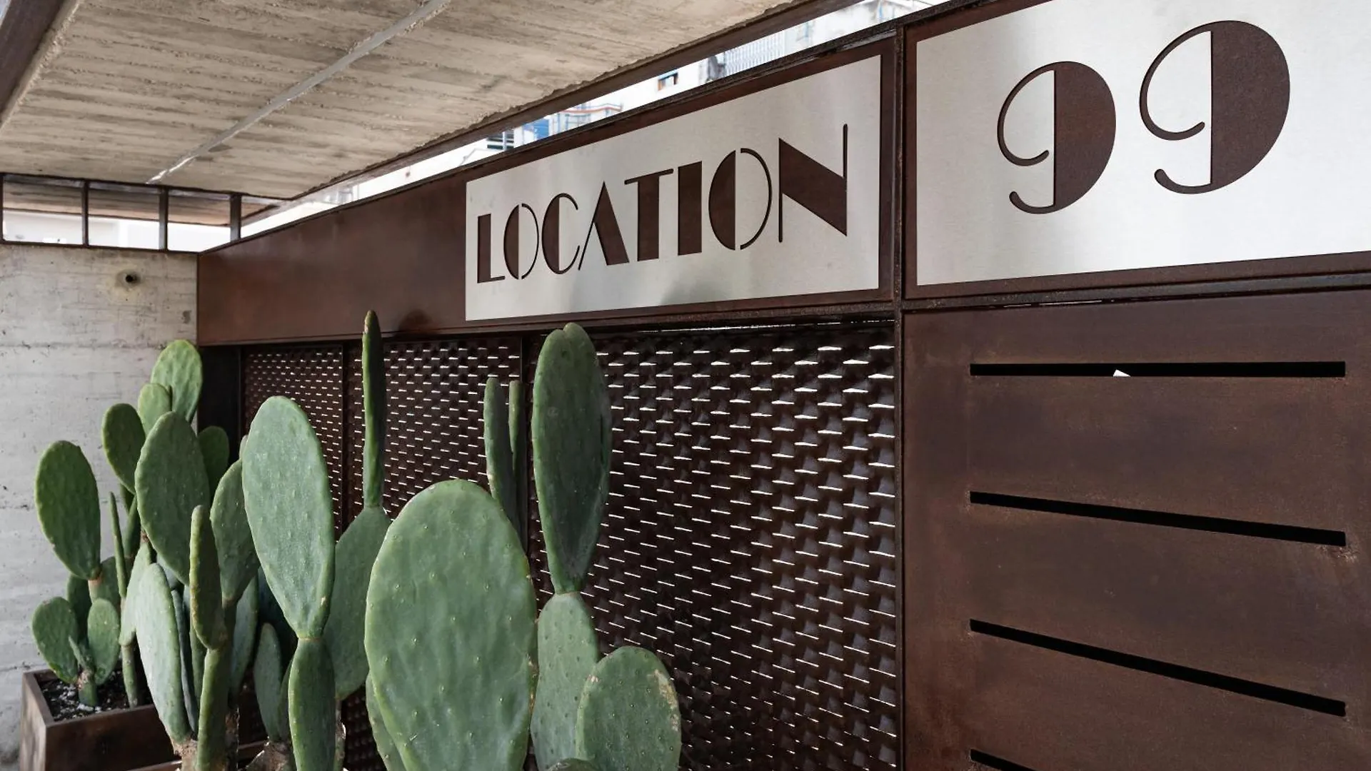 Location 99 Apartment Cercola
