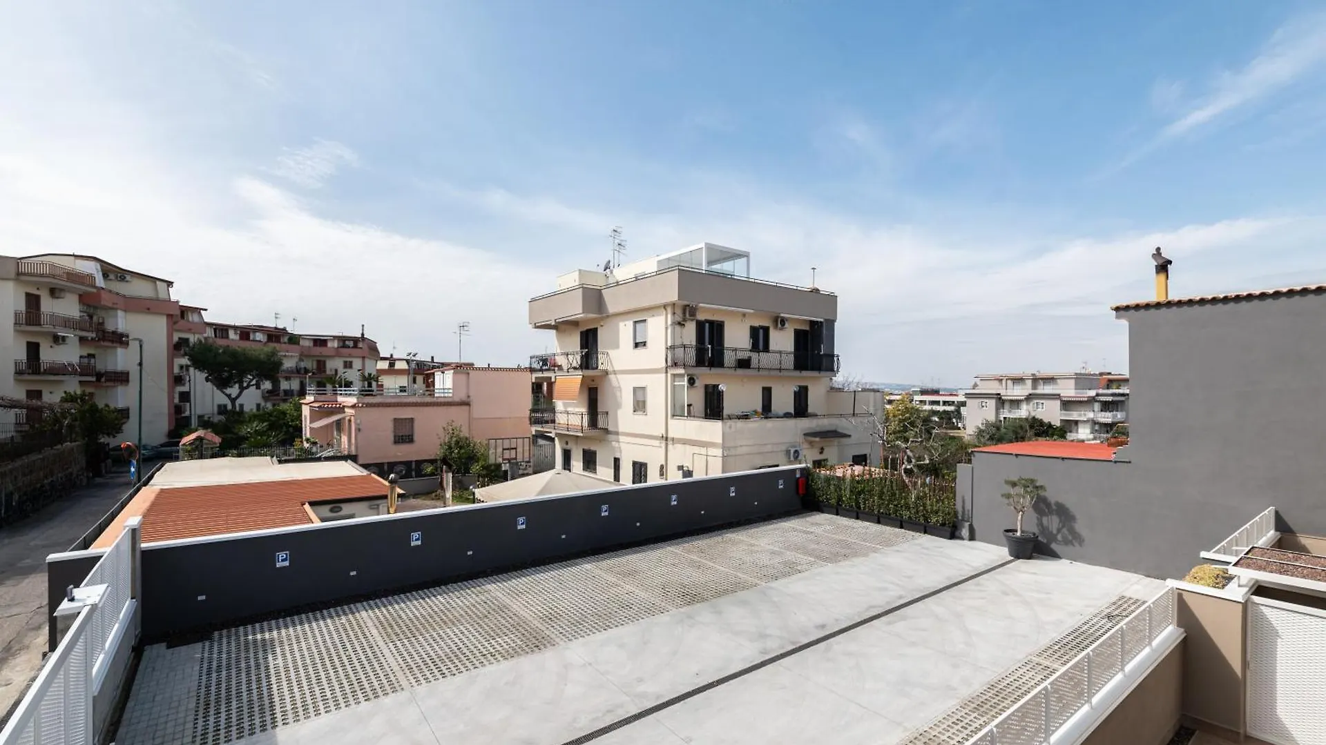 Location 99 Apartment Cercola